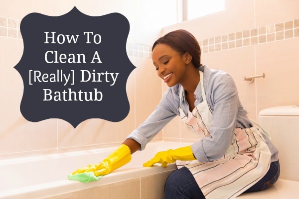 how to clean the bathtub