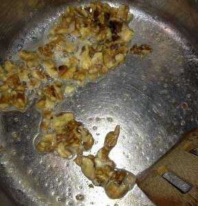 Butter Toasted Walnut Green Beans - toast the walnuts